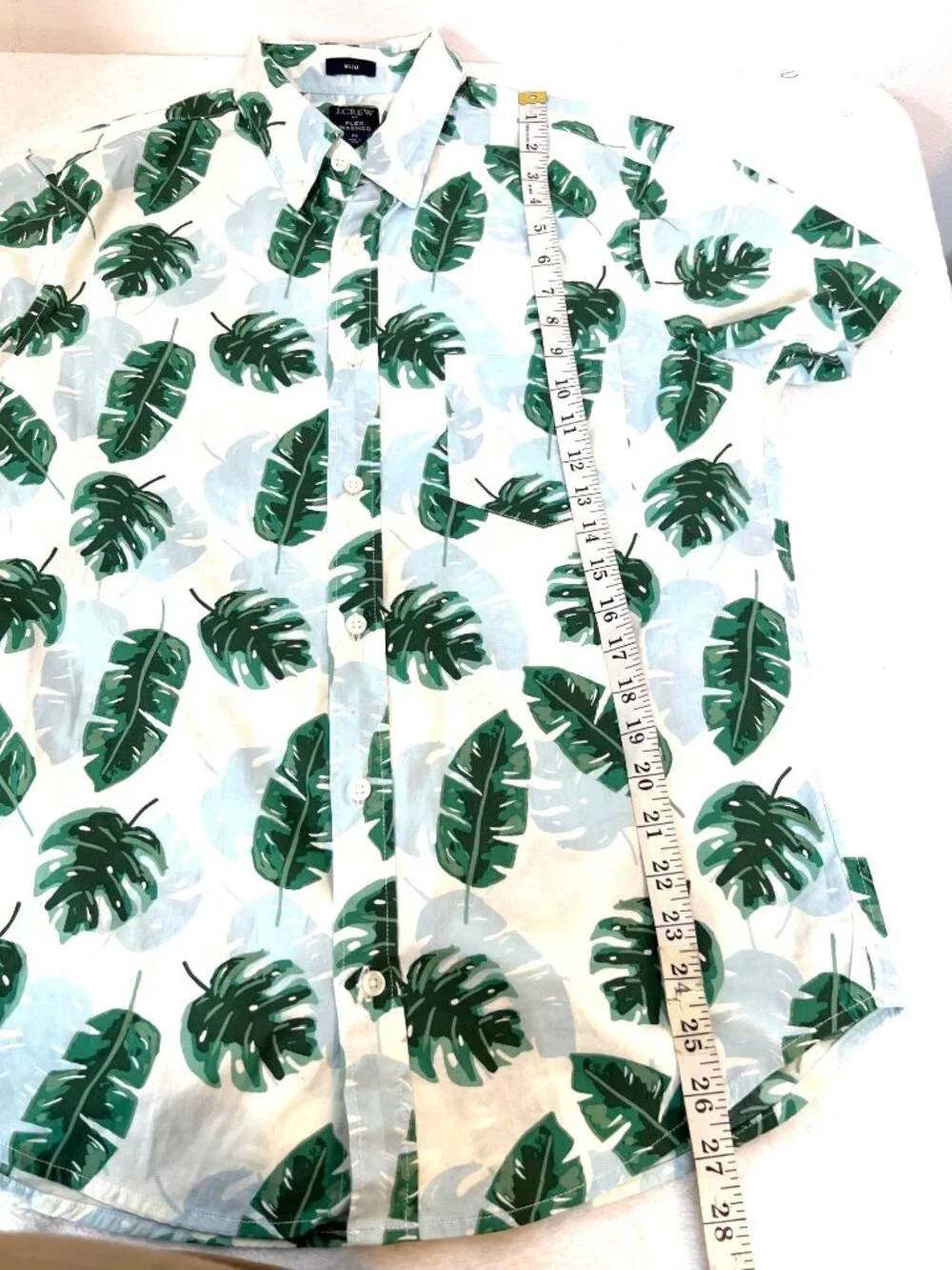 J.Crew Flex Washed Button up Mens shirt Medium Slim Monstera Plant Print